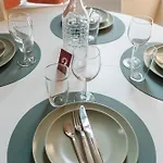 Hortense T2 Pres Des Sources Imperiales Apartment